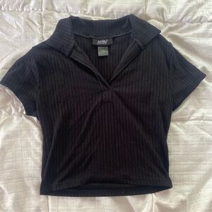 Small black collared crop top